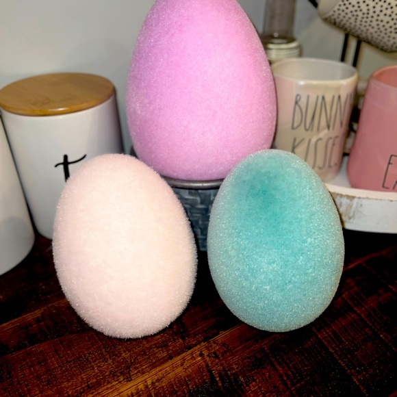 Easter Decor - Picture 3 of 3